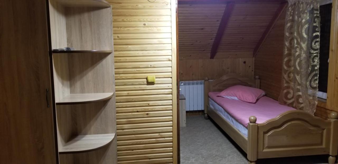 Садиба Квітка Карпат Руська Мокра Екстер'єр фото