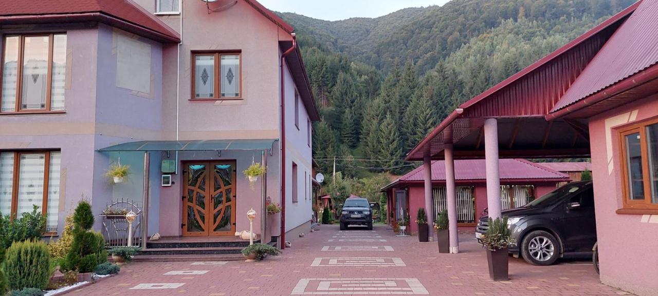 Садиба Квітка Карпат Руська Мокра Екстер'єр фото